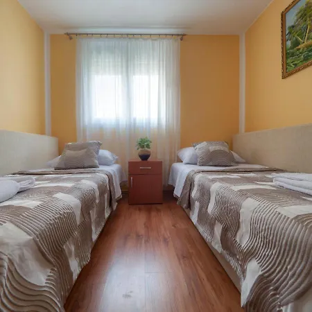 Maxim Apartment Budva