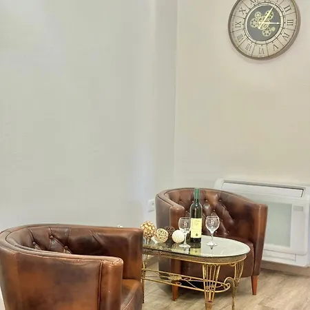Maxim Apartment